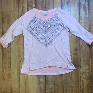 Columbia Shirt size Medium three quarter sleeve shirt pink boho tribal